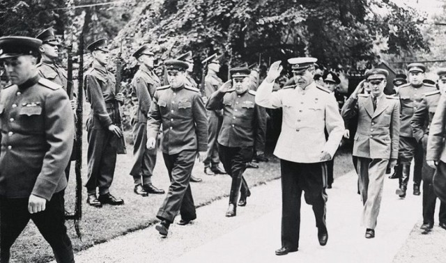 Фотографии из прошлого нашей страны - 13