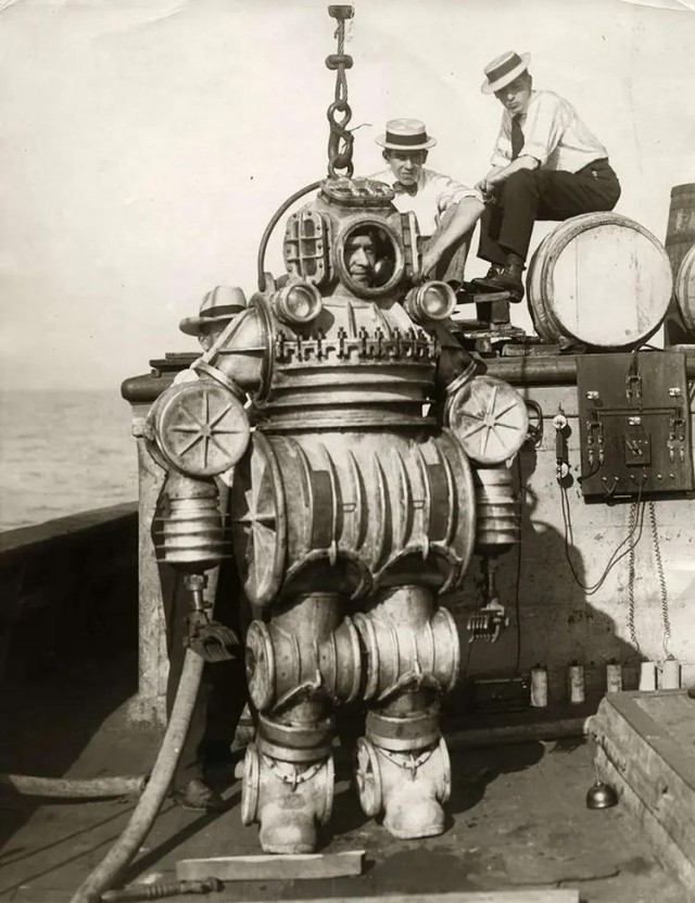16 редких исторических фотографий и архивные снимки звёзд, помогающие с головой окунуться в прошлое