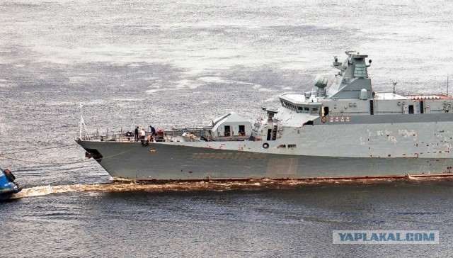 Командующий Черноморским флотом РФ, адмирал Виктор Соколов появился на совещании с министром обороны Сергеем Шойгу