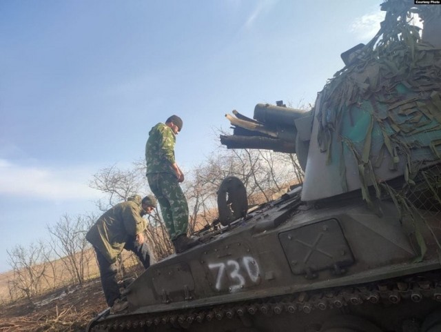 Украинский военкор Роман Бочкала случайно раскрыл страну, в которой Украина организовала производство снарядов.