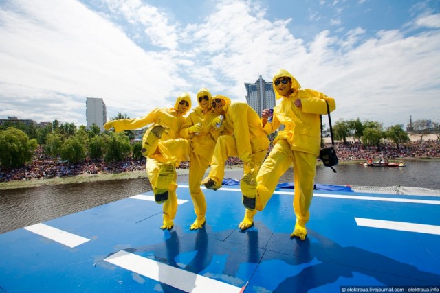 "Кузькина мать" и Red Bull Flugtag 2010