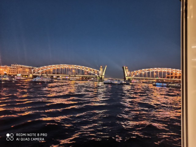 Питер лето 2022. Зарисовка