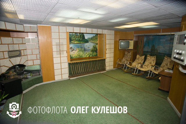 Самую большую в мире АПЛ "Дмитрий Донской" вывели из боевого состава ВМФ России. Лодку утилизируют.