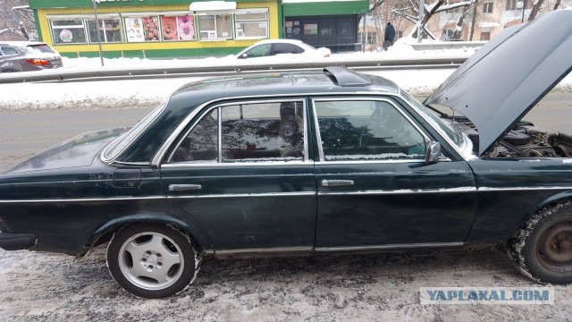 Mercedes отключит поддержку большинства сервисных программ в России