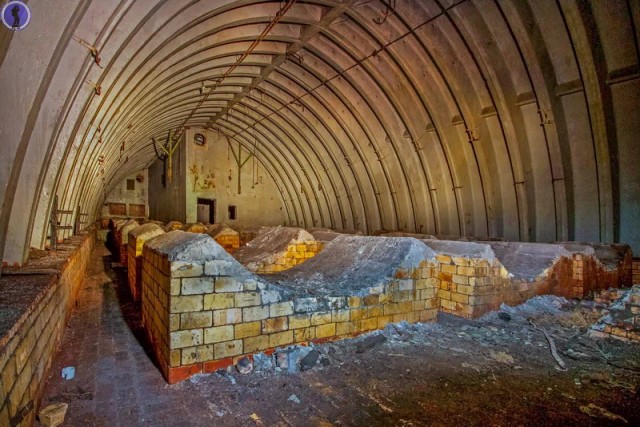 Заброшенная база ядерных ракет Р-16 "Галун-6". Здесь обслуживали ракеты 4-й ракетной дивизии