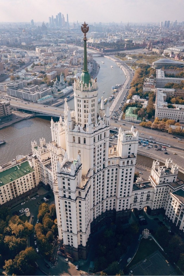 Москва и москвичи. Двадцатый век. 28.03.25