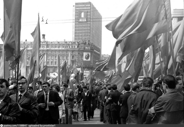 Так с 1960-х годов изменились Москва. Из серии было - стало