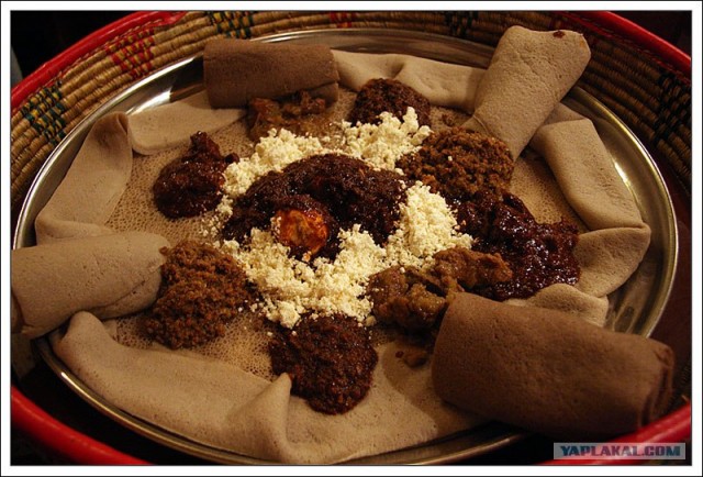 Все что нужно знать про еду в Эфиопии (13 фото)