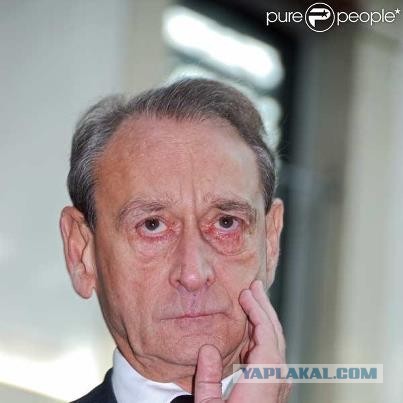 Парижане оттоптались или троллинг по-французки