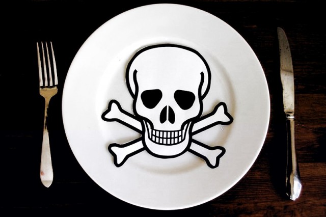 Топ-5 самых опасных блюд для здоровья и жизни человека