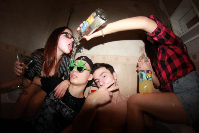 Ужасы и приколы из соцсетей 18+