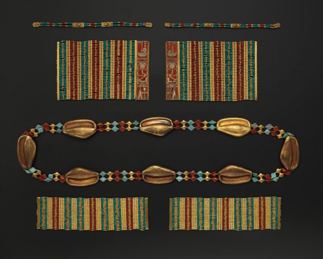 Коллекция древнеегипетских вещиц