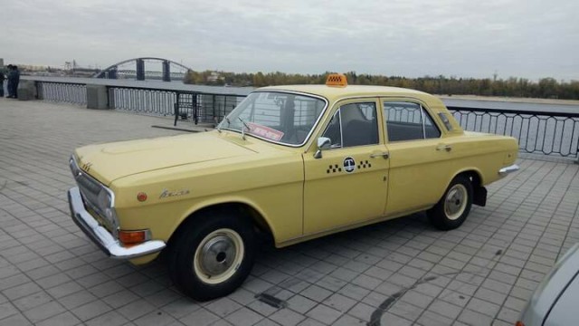 Почему в СССР было круто работать в такси
