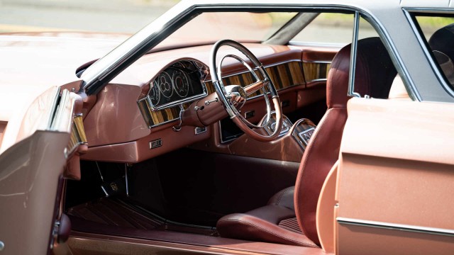 'CadMad' 1959 Cadillac Eldorado Brougham. Своеобразных автофото пост.