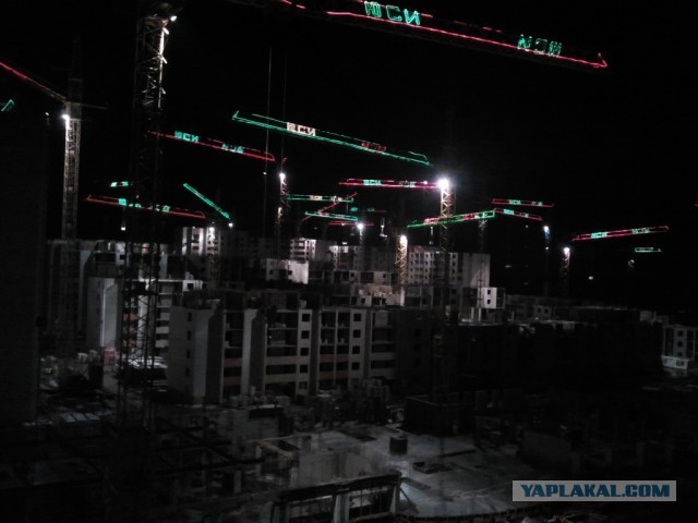 Упал кран. Киров.