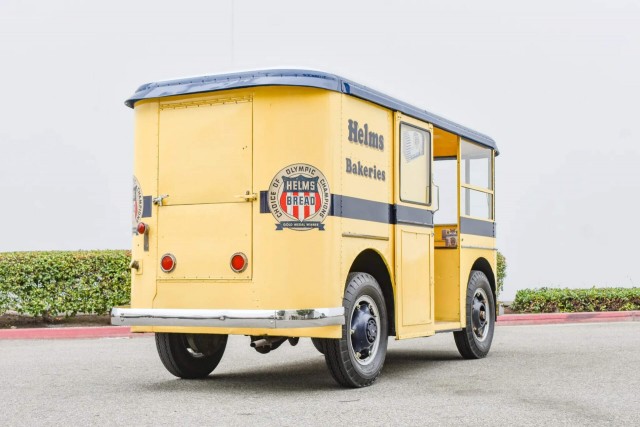 1931 Twin Coach Delivery Truck. Автопятница №157.