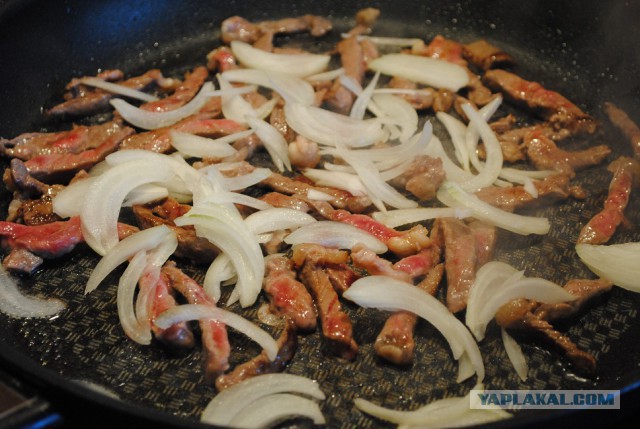 Вкусное обаяние Кулинарии, Повара ЯПа поздравляют милых дам!