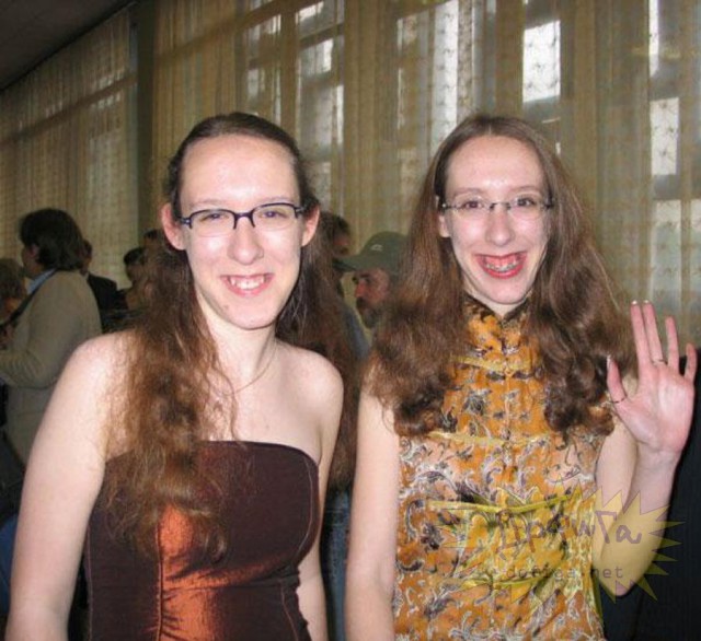 Немка в шоке: в России женщины выходят замуж в 20, а мужчины не любят геев.