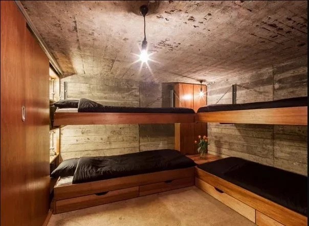 В Ростове начали продавать бункеры на заказ