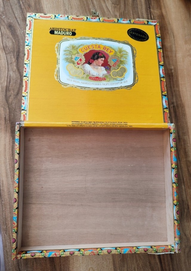 Мало кто помнит, какие сигареты кроме Marlboro были самыми дорогими в СССР