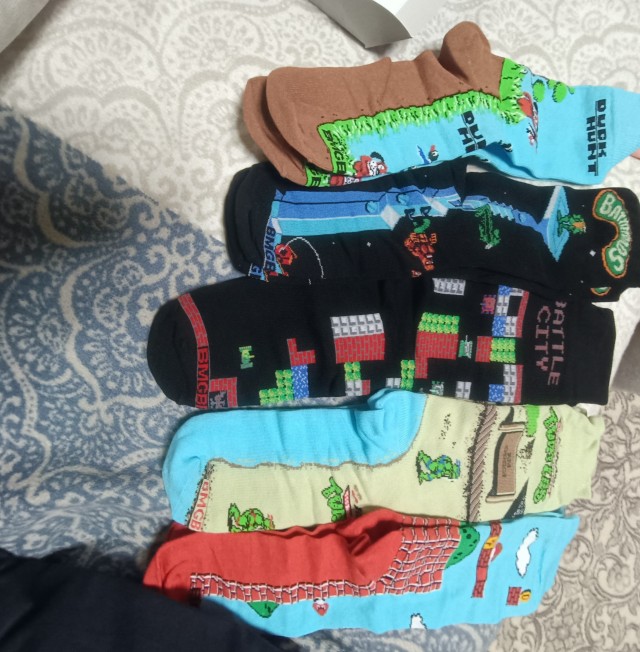 Просто купил носки