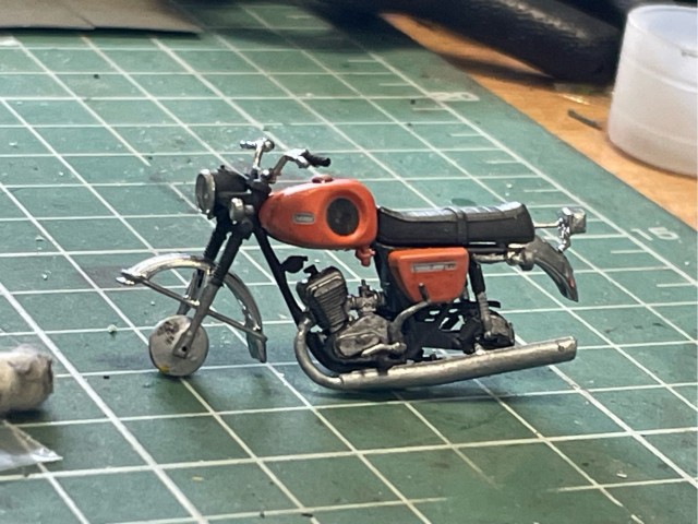 Модель мотоцикла ИЖ Планета Спорт 1/43