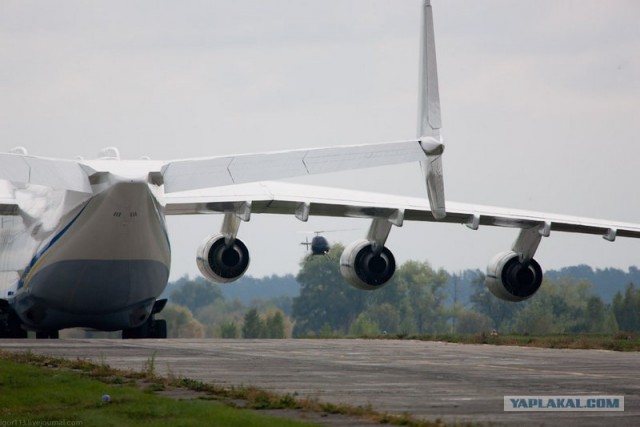 Самый большой самолет в мире - Antonov-2257621