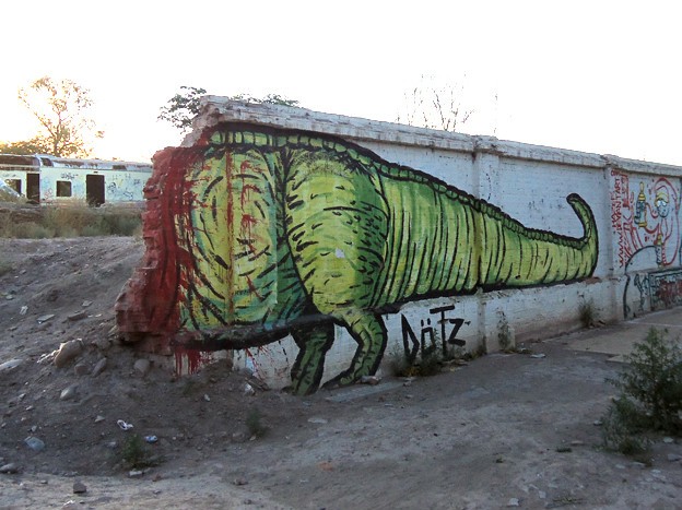 И тут бац! Стена закончилась...