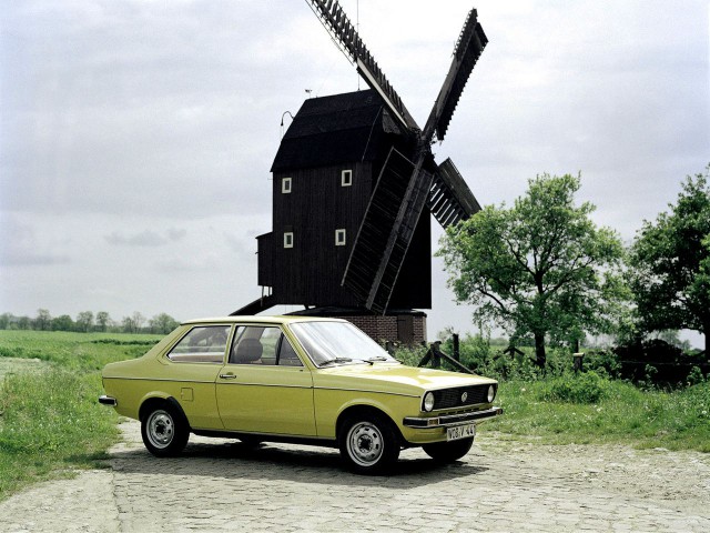Игра на ЯПе: Угадай АВТО-9