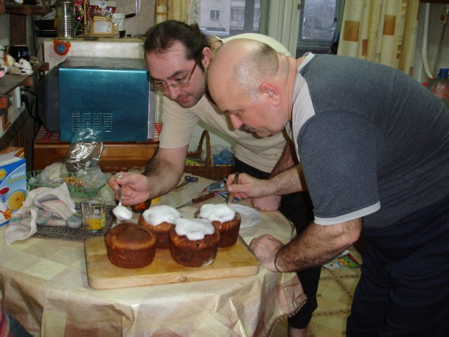 Со светлой пасхой Всех!