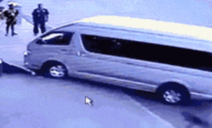 И тут откуда ни возьмись ...