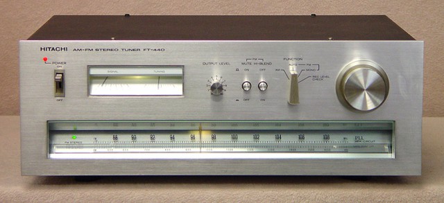 Неоновая Аудиофилия. FM -тюнеры. Что это и с чем едят