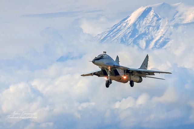 Рекламная фотосъемка истребителя МиГ-35