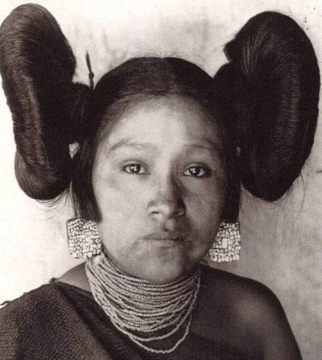 16 архивных фотографий из прошлого, показывающих исторические моменты с неожиданной стороны