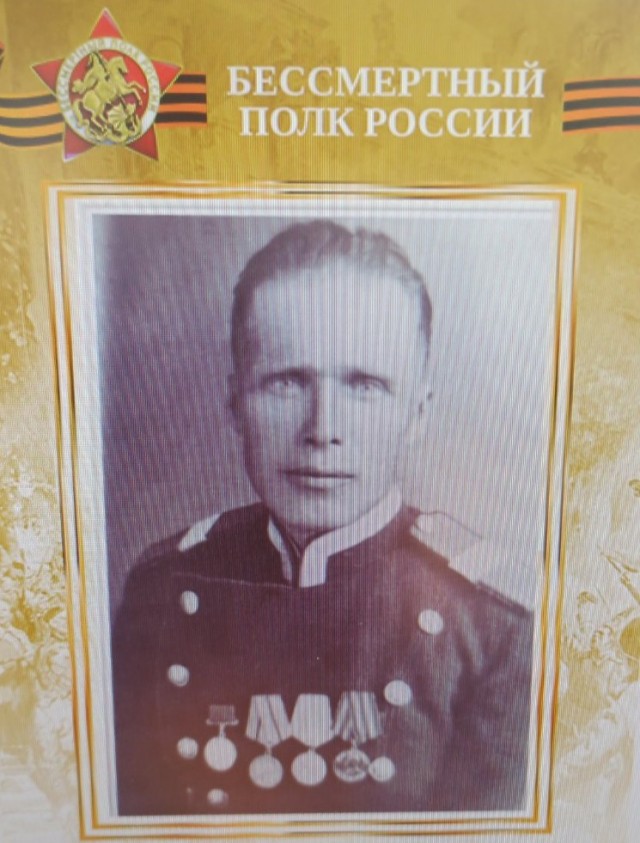 А давайте свой Бессмертный Полк сделаем? Я начинаю. Все таки канун Дня Победы