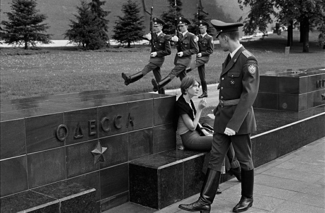 Лица, события, эпохи: редкие исторические фотографии, которые перенесут вас в другое время