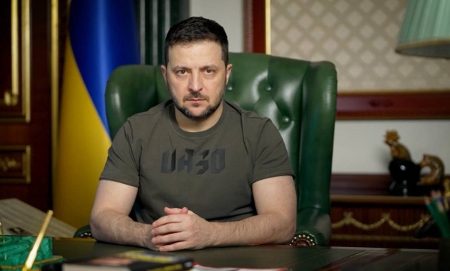 Зеленский заявил, что готов оставить пост ради мира на Украине