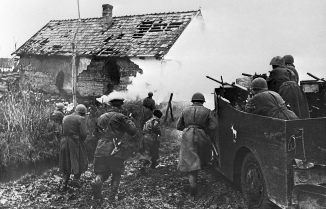 Великая Отечественная в фотографиях-10