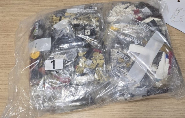 Конструктор на 3010 деталей