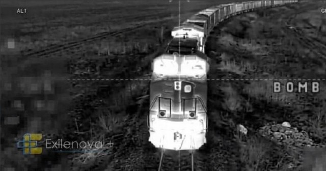 ВСУ атаковали в Крыму пассажирский поезд «Москва — Симферополь». Есть погибший