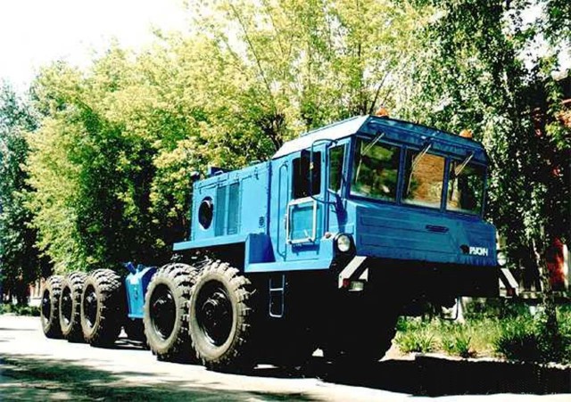 Как умирал Курганский завод колёсных тягачей