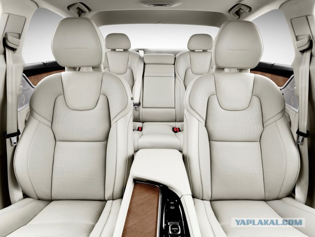 Новая Volvo S90