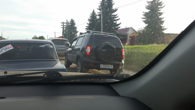 Калужанину разбили голову, когда он не пропустил обочечника