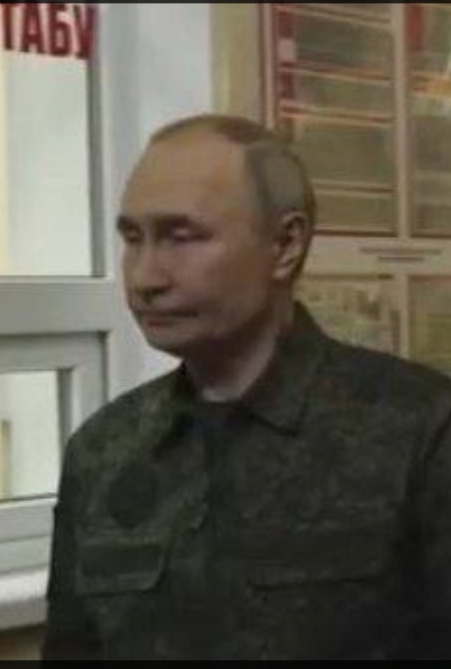 Владимир Путин сегодня провëл совещание на одном из пунктов управления Курской группировкой войск