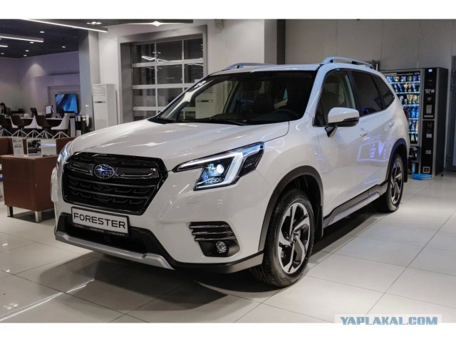 Новый Toyota RAV4 поступил в продажу в Китае, цена стартует от 152 тыс. юаней (1,75 млн рублей по курсу)