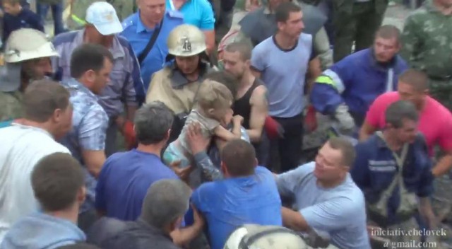 15/07/14 Авиаудар по Снежному