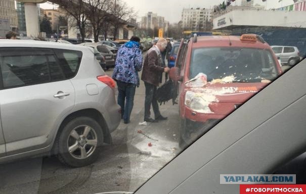 В Москве напали на "политолога" Ковтуна