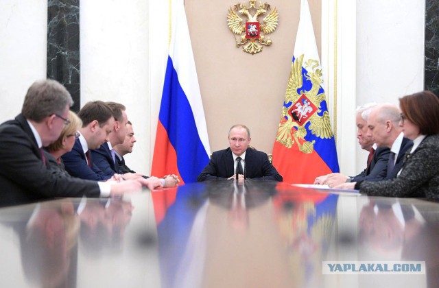 Минтруд назвал размер налога на тунеядство