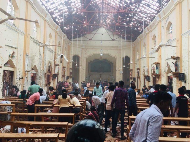 Взрывы на Шри-Ланке: более 40 человек погибли, около 300 пострадали