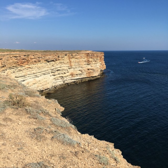 В Крым на выходные в сезон или тур нищеброда